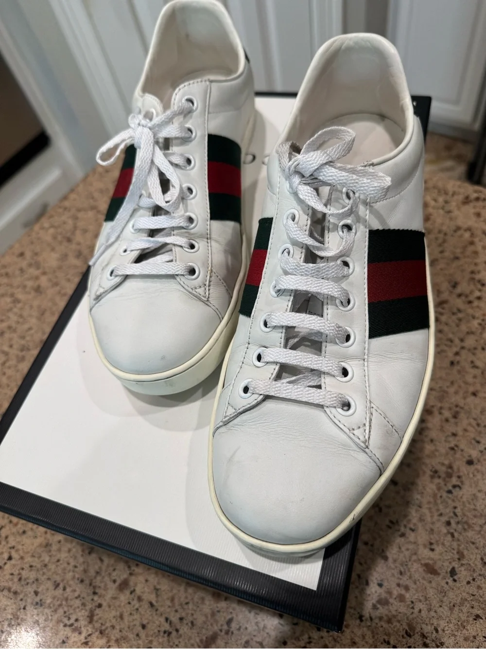 Gucci White Leather Sneakers with Green and Red Web Stripe